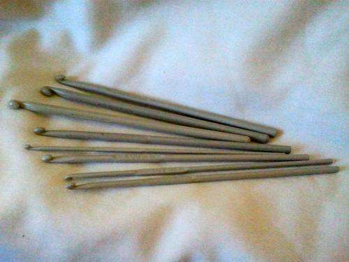 Crochet Hooks - Set of 8