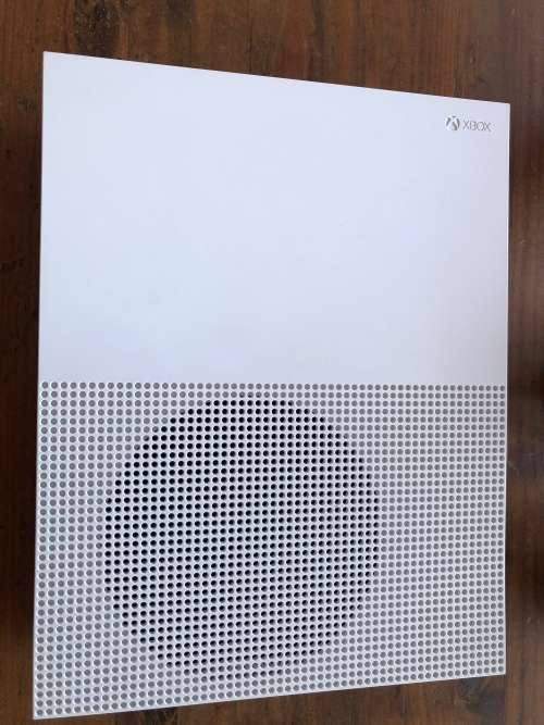 XBOX One S 1TB with Games