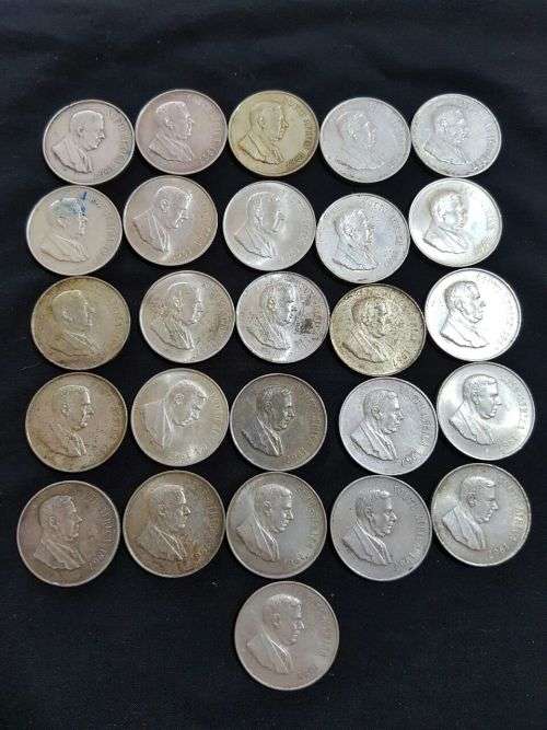 Silver 26 x 1967 South Africa Silver R1. Circulated