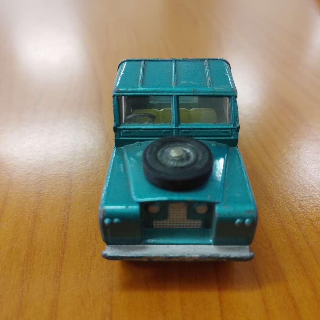 Land Rover 109` W.B Corgi