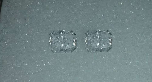 Brill. Radiant cut Diamond / 0.490 Cts Each / G - SI2 / 2 available!