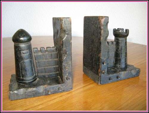Two bookends medieval castle vintage 1970's
