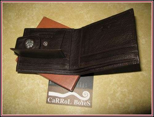 Man's wallet. Genuine leather. Carrol Boyes in original box.