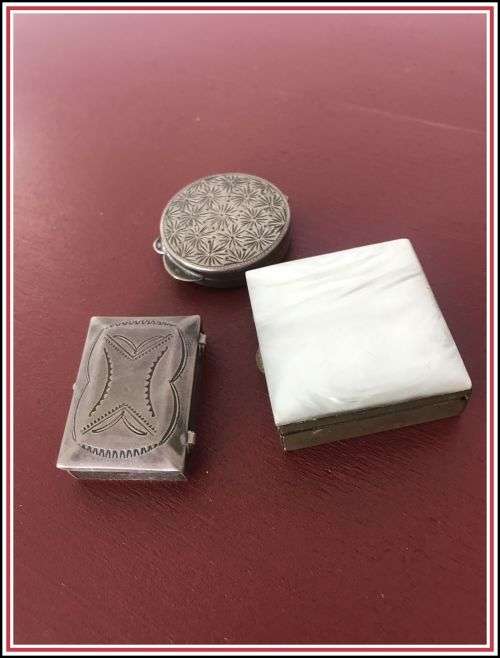 Vintage pill boxes x3
