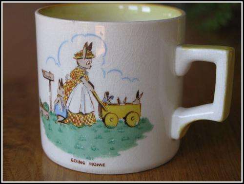 R 1 SPECIAL !! Child's mug Burslem Davison & Son 1940's - COLLECTOR'S ITEM !!