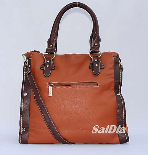 STUNNING TOTE/ OVERNIGHT HANDBAG IN CONTRASTING COLOURS