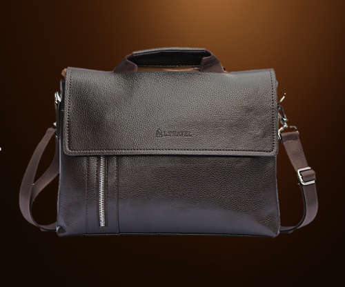 REDUCED !!! 2 PIECE NOTEBOOK & MESSENGER / IPAD SET IN CHOCOLATE-MOCHA