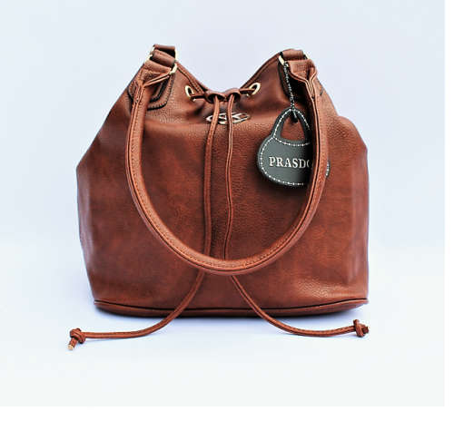 Chic & Versatile Large Drawstring Bucket Bag / Tote with Cosmetic Purse