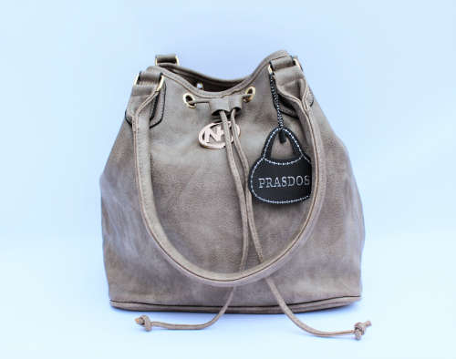 Chic & Versatile Large Drawstring Bucket Bag / Tote with Cosmetic Purse