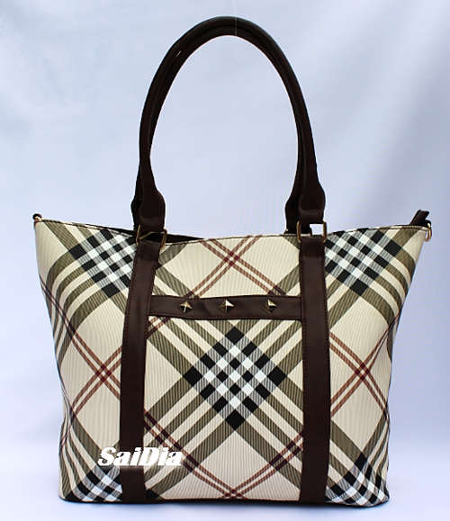 REDUCED!!! ELEGANT AND CLASSIC CHECK TOTE IN BEAUTIFUL BEIGE