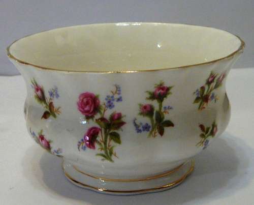 Royal Albert Small Sugar Bowl - Winsome