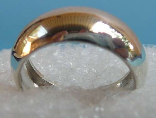 Curved Silver Ladies Wedding Band