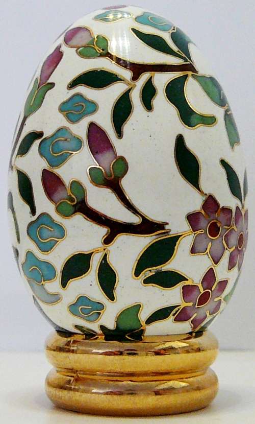 The Collectors Treasury of Eggs - Cloisonne Style Egg From The Franklin Mint