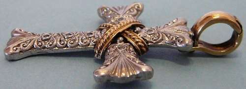Ornate Sterling Silver & 9 ct Gold Cross set with 6 Small CZ's