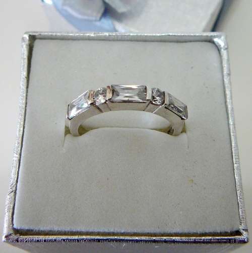Sterling Silver Ring set with 3 Baguette Cut CZ's & 2 Round CZ's