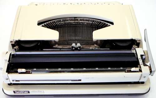 Brother Deluxe 800 Portable Typewriter for Spares
