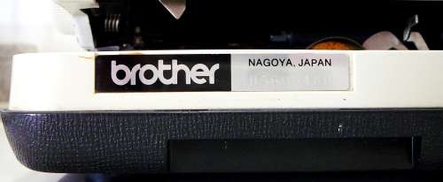 Brother Deluxe 800 Portable Typewriter for Spares