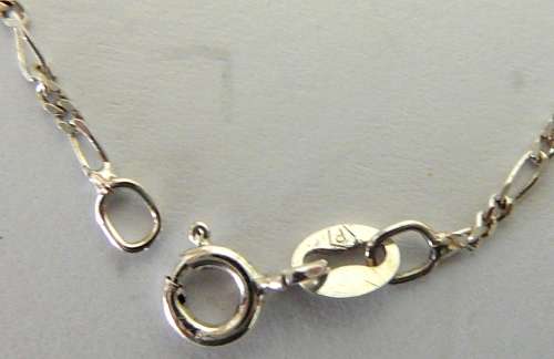 A Fine Sterling Silver Bracelet Chain
