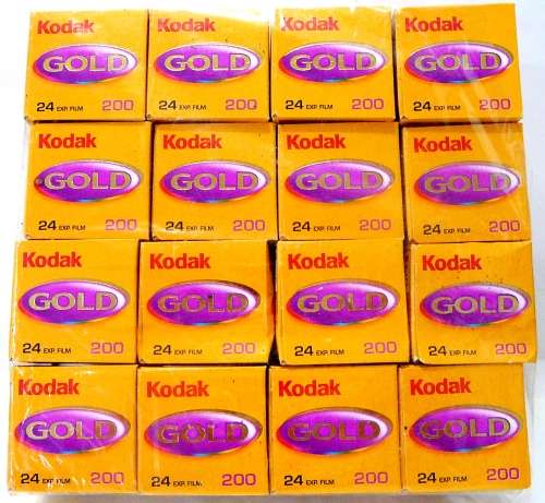 16 Kodak Gold 35 mm Colour Film 24 Exposures