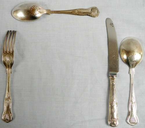 A 4 Piece Place Setting of Kings Pattern EPNS Cutlery