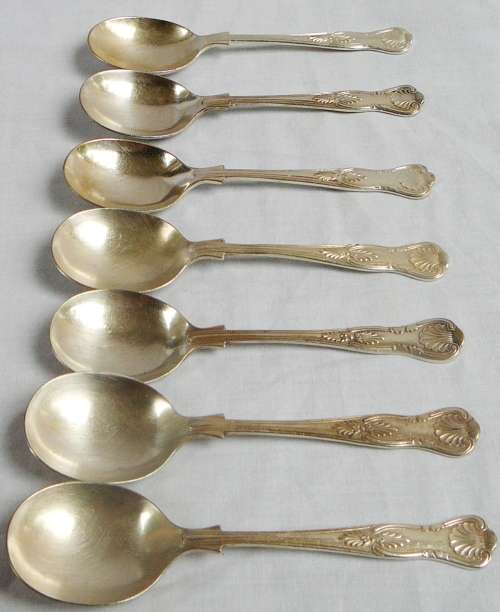 A 4 Piece Place Setting of Kings Pattern EPNS Cutlery