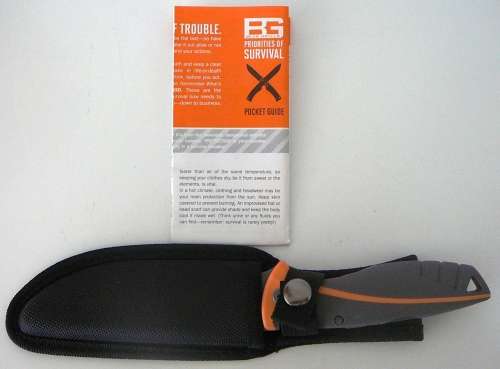 Bear Grylls Gut Hook Knife Complete with Pouch in Box