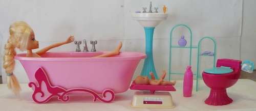 Rainbow Doll in Bath Tub with with Bathroom Fittings and Baby on Scale
