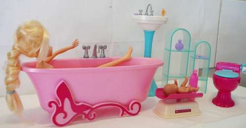 Rainbow Doll in Bath Tub with with Bathroom Fittings and Baby on Scale