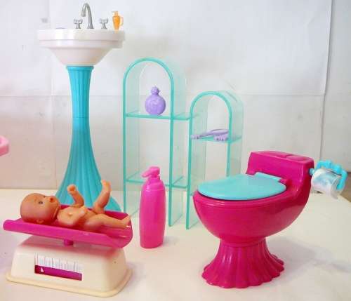 Rainbow Doll in Bath Tub with with Bathroom Fittings and Baby on Scale
