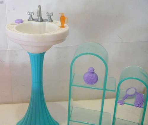 Rainbow Doll in Bath Tub with with Bathroom Fittings and Baby on Scale