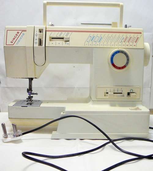 Singer Sewing Machine Model 5910 Harmonie