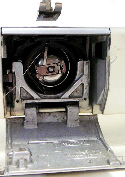 Bernina Sewing Machine Model 1130 - Complete - Not Working