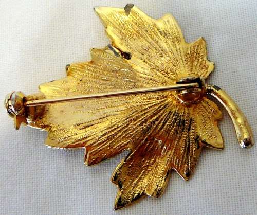 Gold Coloured Leaf Brooch