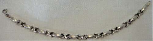 An Unusual Sterling Silver Bracelet - Made in Italy