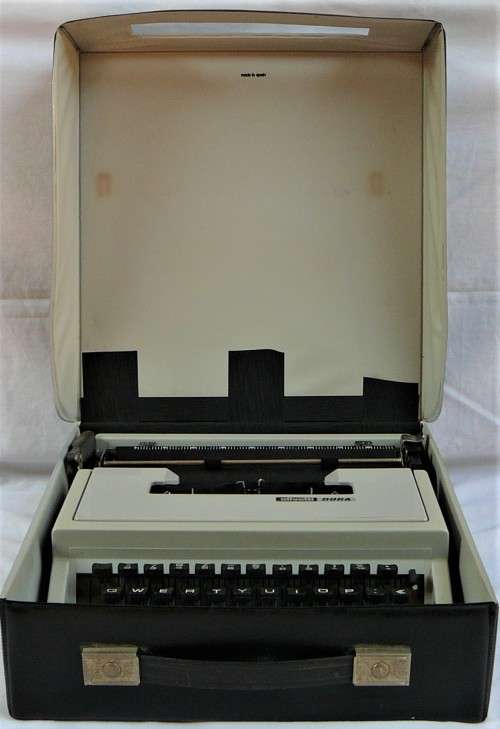 Olivetti DORA Model Portable Typewriter