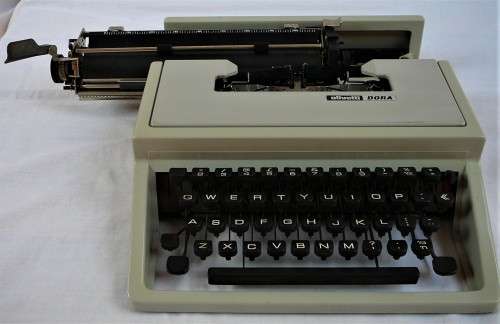 Olivetti DORA Model Portable Typewriter
