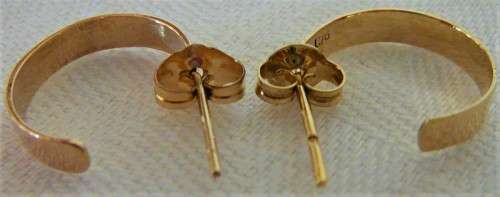 A Dainty Pair of 9ct Yellow Gold Half Loop Earrings