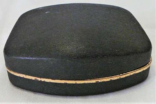 A Very Smart Pair of Gold Coloured Cufflinks