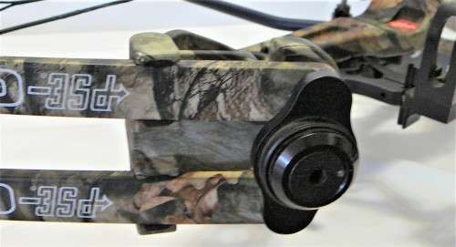 A Compound Bow by PSE Model Chaos S1 with Bag and Quiver