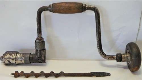 A Vintage Carpenters Brace & One 5/8" Bit