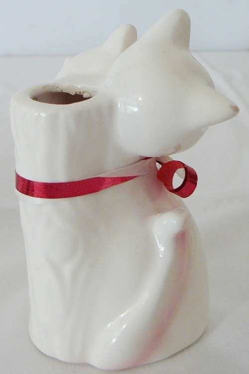 For The Cat Lover - 5 Assorted Porcelain Cats