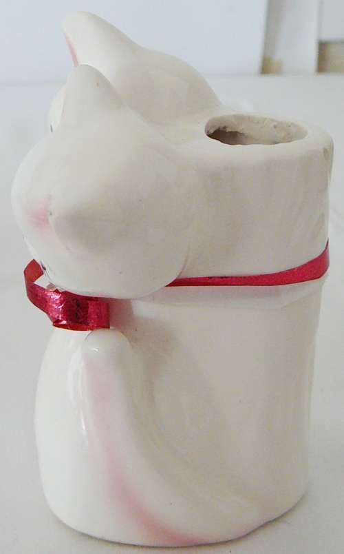 For The Cat Lover - 5 Assorted Porcelain Cats