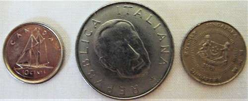 A Beginners Selection of 12 Assorted Coins