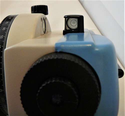 Dumpy Level and Suveyors 5 metre Staff