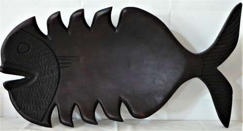 An Incredibly well made Fish Shaped Wooden Fruit Display Bowl
