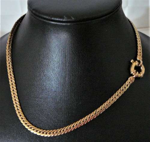A Superb 9ct Gold Necklace Chain