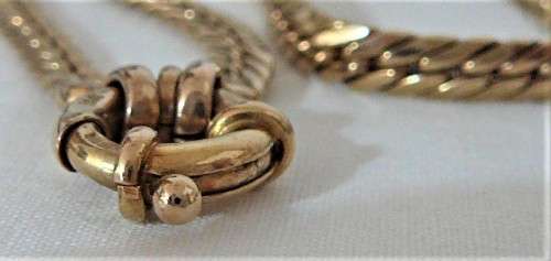 A Superb 9ct Gold Necklace Chain