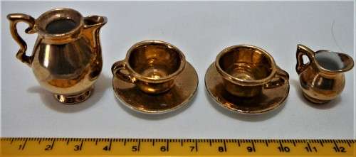A Selection of Ornaments for your Printers Tray - A 6 Piece Gold Coloured Tea Set
