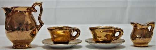 A Selection of Ornaments for your Printers Tray - A 6 Piece Gold Coloured Tea Set