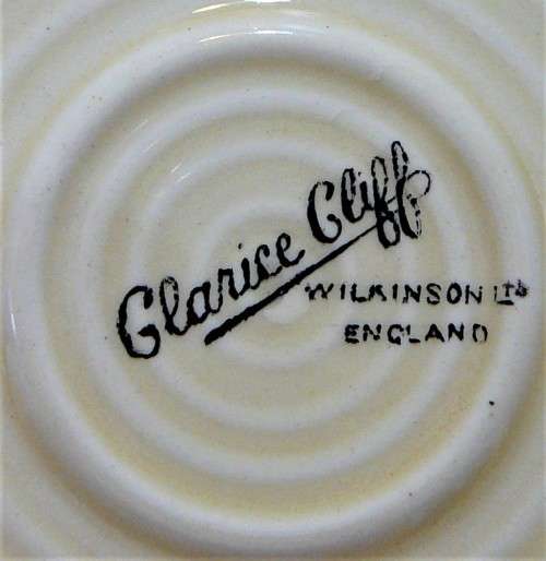 A Vintage Clarice Cliff 10 Piece Coffee set of the Lynton Shape